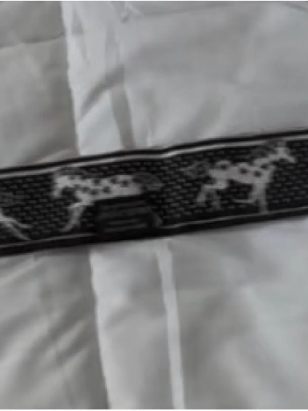 Hermes Limited Edition Silk Twilly - Picture 5 of 5